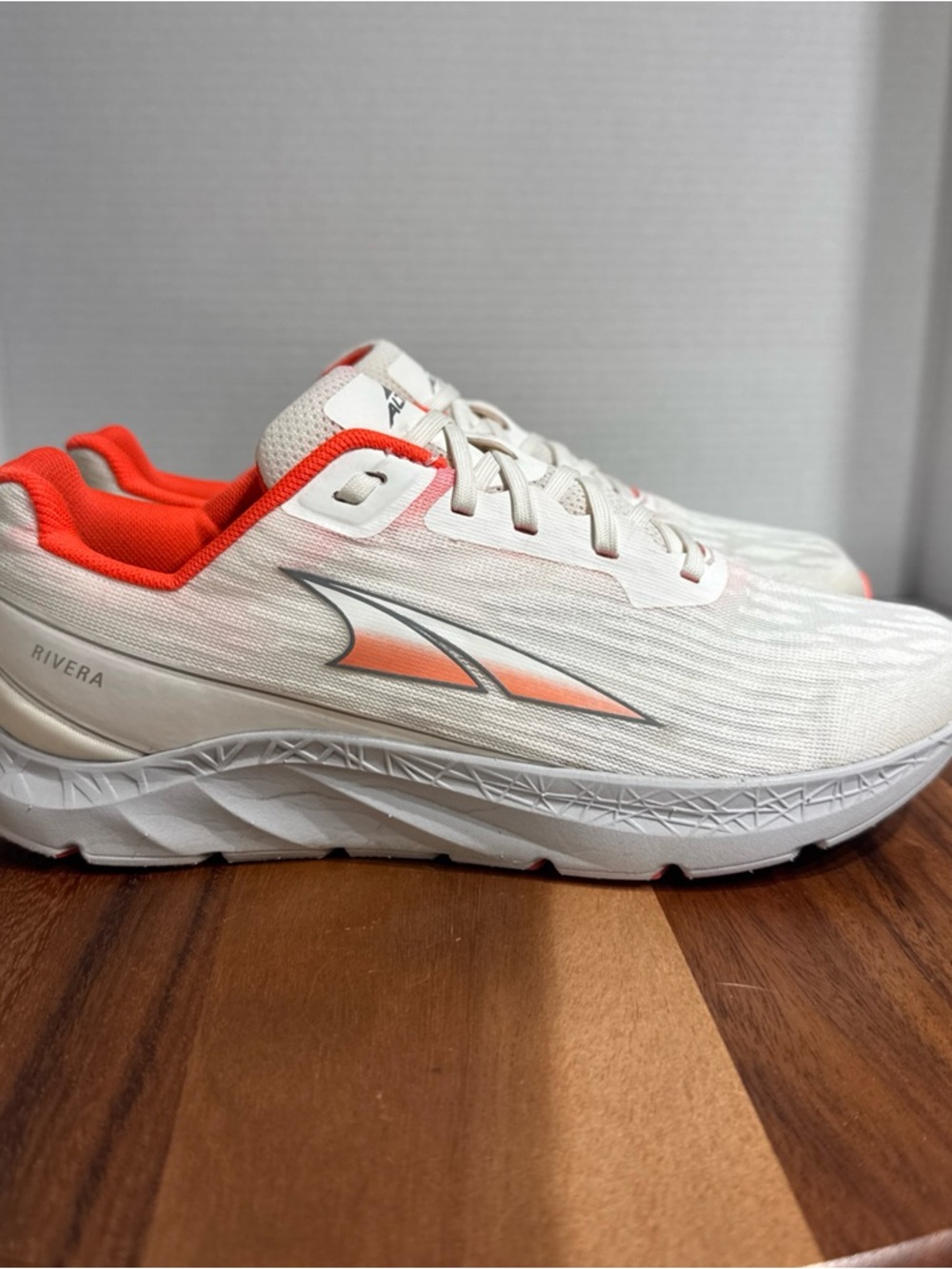 Altra Rivera 3 Women's Running Shoes Size 7.5 White Sneakers AL0A4VQV161